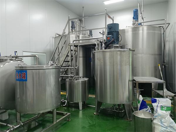 6000瓶小型果味汽水生產設備 全自動起泡酒整套加工設備 6000瓶小型果味汽水生產設備 全自動起泡酒整套加工設備